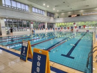 수영 도중 갑자기 가라앉아...울산 북구 복지센터 수영장 회원 숨져