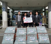 울산남부신용협동조합, 신정5동 저소득가정에 희망이불 전달