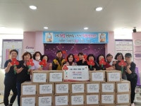 커브스매곡클럽, 울산 북구 농소2동 나눔냉장고에 라면 기부