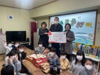울산 중구 반구1동 주민 한재영씨, 햇살지역아동센터 간식 전달