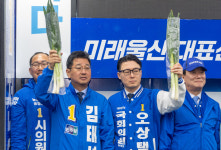 궂은 날씨도 막지 못한  표심 잡기  뜨거운 열정