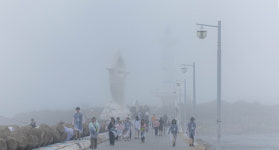 해무 밀려온 슬도 방파제