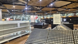 마지막 장보러 왔어요…홈플러스 울산남구점 11일 폐점