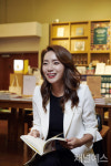 이상은 “대화가 어려울 때는 아래에서 위로 바라보세요”