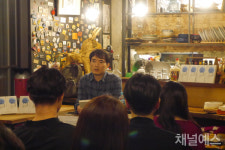 김경욱 “타인의 얼굴을 갖게 된 남자를 잊을 수 없었어요” 