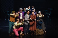2019 상반기 기대작! ‘극단적’ 뮤지컬 <헬렌 앤 미>