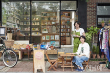 [책방 주인의 추천]  ‘생태책방 산책아이’ 장세이 전은정 대표 - 『엄마는 숲해설가』