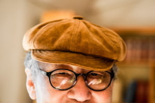 고 황현산 문학평론가, 김민정 시인 “덜 외로워지는 책” 