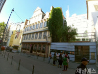 [성공한 덕후, 유럽 가다] (2) 괴테하우스에서 살인사건, 어때?