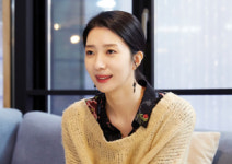 [윤하정의 공연 세상] 2인극 <빈센트 반 고흐>로 뮤지컬 무대 돌아온 배두훈