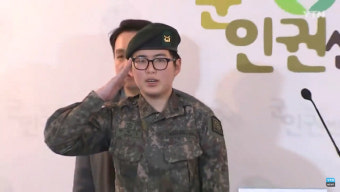 [이승한의 얼굴을 보라] 변희수 하사의 경례: 역사는 저런 사람들이 바꾸는 것이다