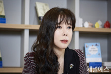 [만나고 싶었어요!] 윤성원 “인간보다 훨씬 오래 살아남은 돌, 보석”
