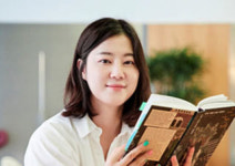 [번역하는 여자들] 박재연, 분열과 창조성이 얽힌 엄마의 시간