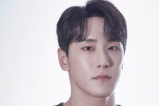 뮤지컬 배우 조형균, 이음엔터테인먼트 전속 계약