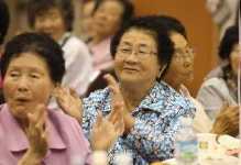 경로당, 변신이 필요하다
