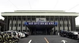저소득 청소년에 맞춤형 공부방 선물