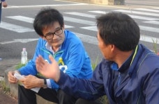 윤춘광, 영천동 법호촌 마을 거리유세 가져