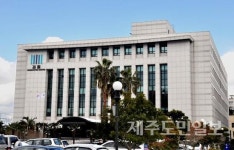 제주지검, 공무원 폭행한 기자에 약식기소