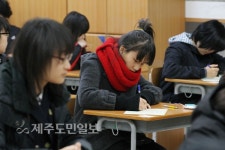 연합고사 폐지로 종합학원 호황?