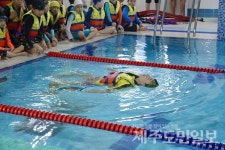 생존수영 구명조끼에 대한 믿음부터