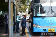 제주 버스정류장 가림막, 안전 빨간불