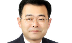 강성민, 횡단보도 음성안내기 설치