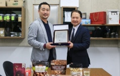 주식회사현대그린푸드이랜드리테일 | 김연배 이랜드리테일 대표, "상생경영 강화" 우수 협력사 방문