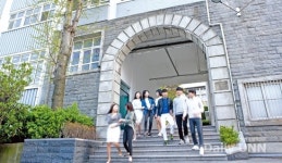 (학교법인)경남정보대학산학협력단 | [LINC특집/경남정보대학교] 맞춤형 취업인력 양성 산업체와 상생발전
