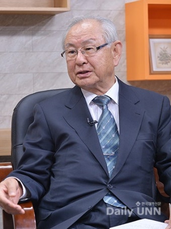 [살며 생각하며] 홍일식 전 고려대 총장 