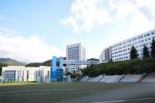 [테마캠퍼스/부산과학기술대학교] 지역 산업체와 연계한 산학협력 허브대학 실현