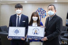 유병진 명지대 총장, 스테이 스트롱 캠페인 참여