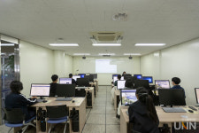 위드 코로나 속 대면수업 맞춰 기지개 켜는 대학 도서관