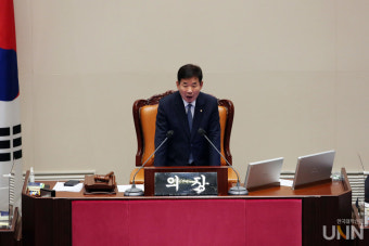 21대 국회 후반기 의장에 5선 김진표…여야합의로 선출