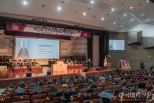 축사 대신 강의로…총장이 전한 마지막 수업, 대구보건대 이색 졸업식 눈길