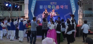 휘명동산약국에서 울려 퍼진 봄의 향연