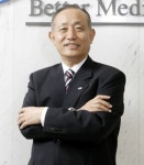 파마킹 김완배 회장, 신약개발 공로 대통령 표창