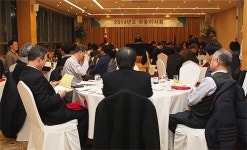 변질된 팜파라치…약사만 있으면 전문약 판매 유도