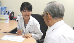 약사, 의사·간호사와 병동 콜라보레이션