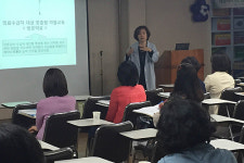 마포 약사들, 박람회서 중학생 대상 진로상담