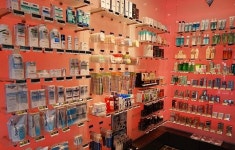 3초만에 아스피린 찾는 로봇…독일약국을 가다