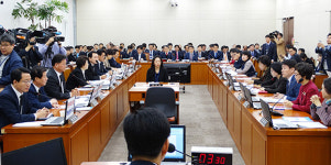 제네릭 동등성 혼란 키운 장관...일련번호 첫 현장방문
