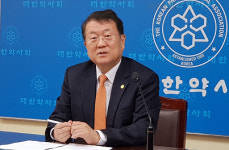 약국수가 쟁점, 최저임금…약가인하…김용익+강청희
