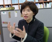 시의원·분회장 겸직...단골·심야약국 제도화 앞장
