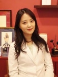 소품과 색감이 비밀...9평 약국이 확 바뀌었다