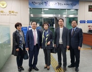 약국 강압수사 파문…국회·경찰서로 달려간 약사들