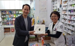 송파구약, 수험생 자녀 둔 회원약국 응원 방문