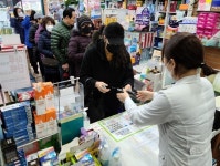 공무원 인력지원 소형약국 가보니...업무부담 절반 뚝