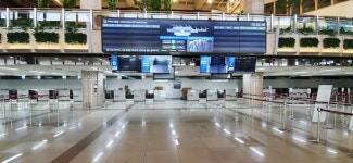 개업 14년, 이런적 처음…공항 약국 매출 90% 급감