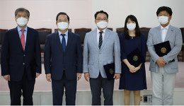 KF94 125장·손소독제 5개, 10월 중순 모든약국에 배송