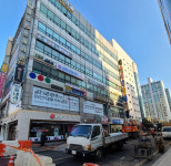 자고 일어나니... 붕괴우려 마두역 상가 약국 4곳 날벼락